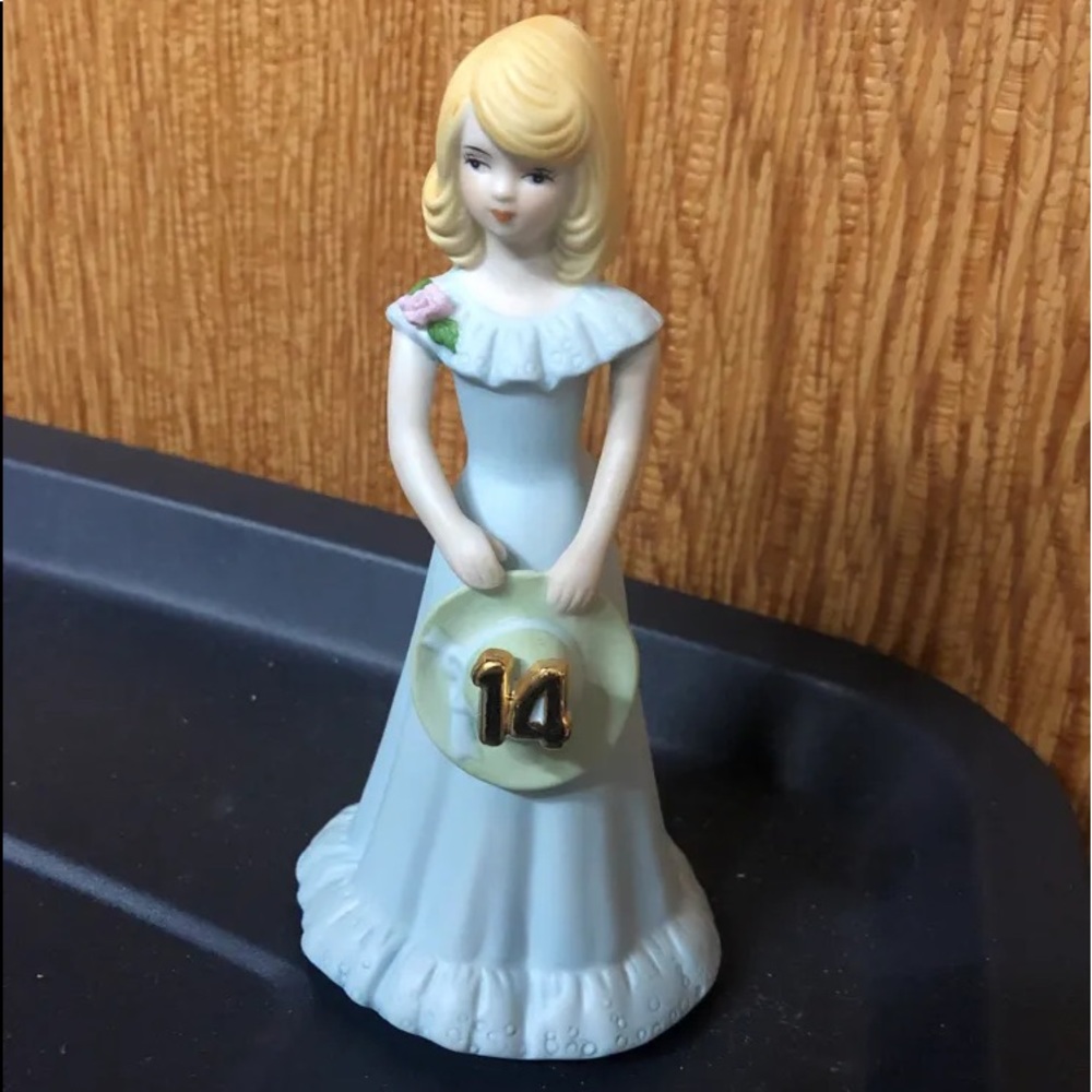 Vintage Growing Up birthday girl ceramic figurine. Age 14